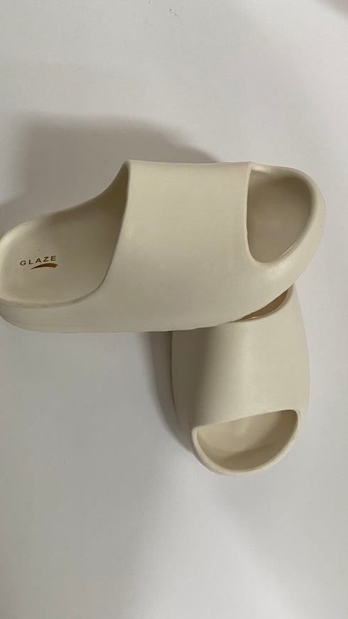 Chill Mode - slide shoes (White)